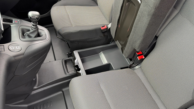 Vauxhall Combo Cargo Combo Diesel 1.5 Turbo D 100ps Prime Plus H1 Van - Image 35